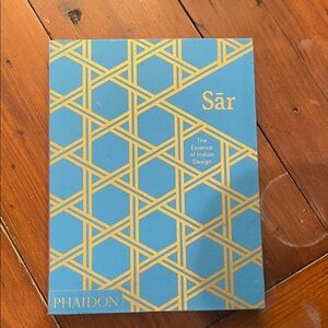 Phaidon Sār Book.The essence of Indian design